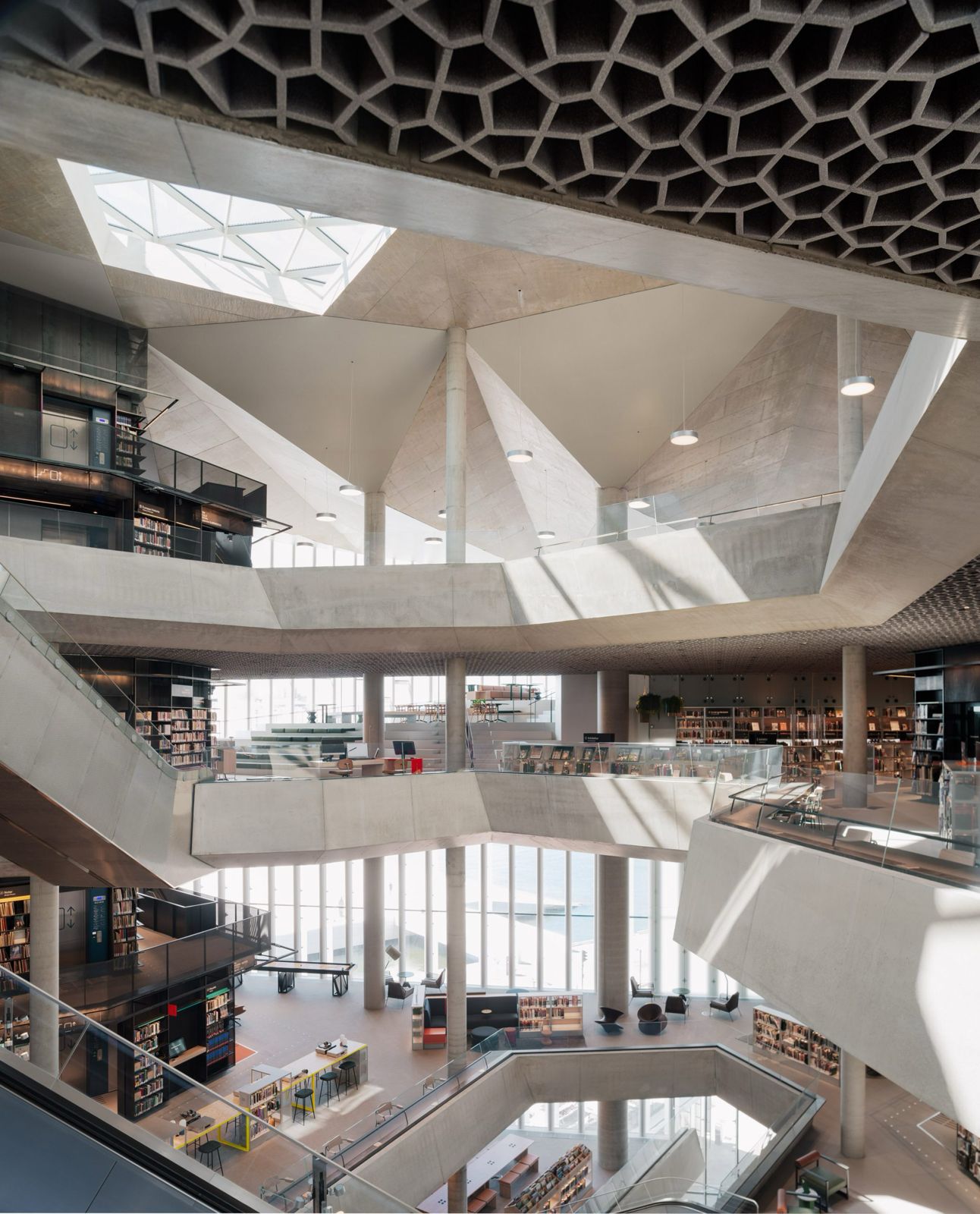 Deichman Bjørvika — Biblioteca Central de Oslo